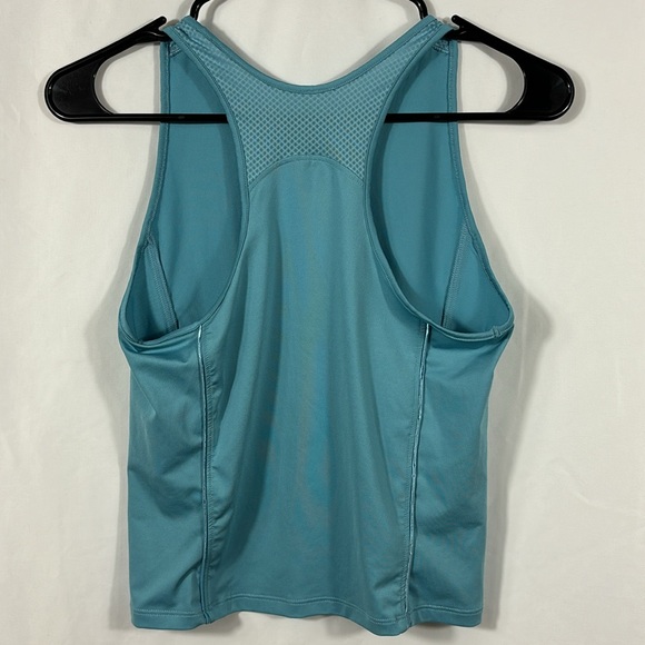 Under Armour Fitted Blue Moisture Wicking Racerback Tank Top | Size Medium - Picture 5 of 7